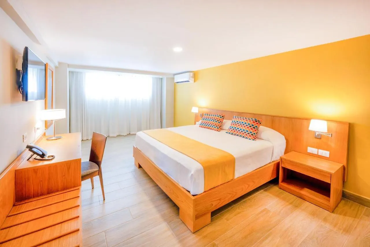 Coral Costa Caribe Beach Resort Juan Dolio 4*,
